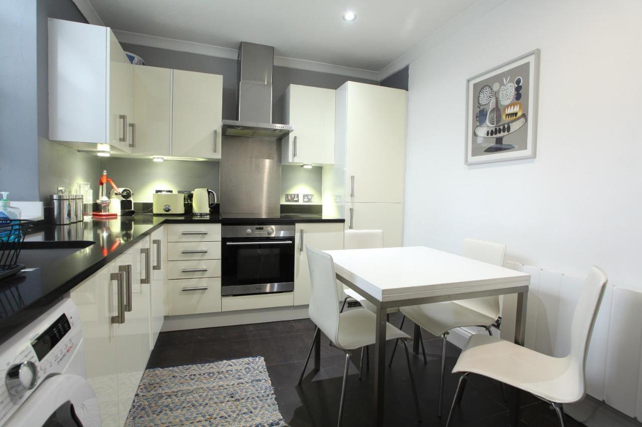 Apartament Walk To Notting Hill /Paddington 1 B/R With Patio Londyn Zewnętrze zdjęcie